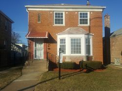 Pre-foreclosure in  S KING DR Chicago, IL 60628