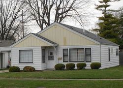 Pre-foreclosure in  LYNWOOD DR Oak Lawn, IL 60453