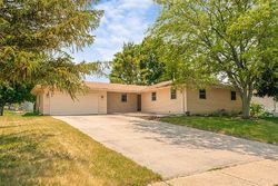 Pre-foreclosure in  SOUTHGATE RD New Lenox, IL 60451