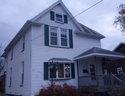 Pre-foreclosure Listing in N WEST ST FARMINGTON, IL 61531
