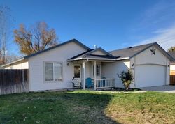 Pre-foreclosure in  OXBOW AVE Caldwell, ID 83607