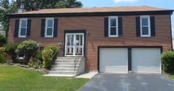 Pre-foreclosure in  CHATHAM LN Roselle, IL 60172