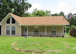 Pre-foreclosure Listing in GRANDVIEW AVE MERIDIAN, MS 39305