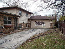 Pre-foreclosure in  ROY ST Oak Forest, IL 60452