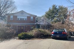 Pre-foreclosure in  HARBOR CREST CT Huntington, NY 11743