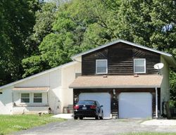 Pre-foreclosure in  OLD LEBANON TROY RD Troy, IL 62294