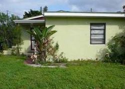 Pre-foreclosure in  NE 2ND AVE Miami, FL 33162