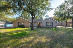 Pre-foreclosure in  RIDGEVIEW DR Milton, FL 32570