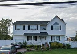 Pre-foreclosure in  ALBANY AVE Amityville, NY 11701