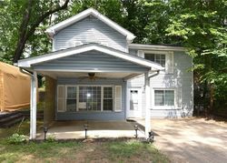 Pre-foreclosure in  E PACE AVE Akron, OH 44319