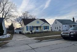 Pre-foreclosure in  CLARK ST Riverview, MI 48193