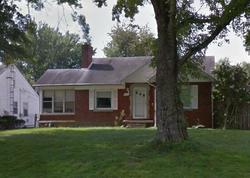 Pre-foreclosure in  PENNINGTON AVE Evansville, IN 47712