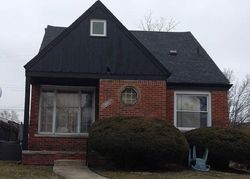 Pre-foreclosure in  TERRY ST Detroit, MI 48227