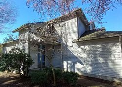 Pre-foreclosure in  W MEADOW BLVD Mount Vernon, WA 98273