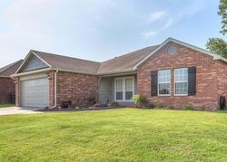 Pre-foreclosure in  E 117TH ST N Collinsville, OK 74021