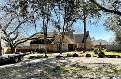 Pre-foreclosure in  CRESTSIDE DR Pasadena, TX 77505