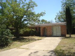 Pre-foreclosure in  LAKESIDE AVE San Angelo, TX 76901