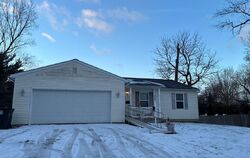  E Catawba Ave, Akron OH