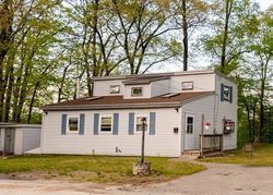 Pre-foreclosure in  BAY STATE RD Tyngsboro, MA 01879