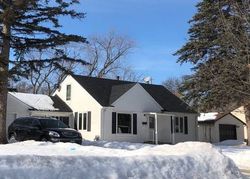 Pre-foreclosure in  PARK AVE Minneapolis, MN 55423