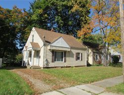 Pre-foreclosure in  CRESTVIEW AVE Akron, OH 44320