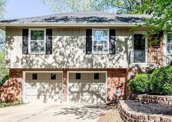 Pre-foreclosure Listing in SW CRAIGMONT DR LEES SUMMIT, MO 64081