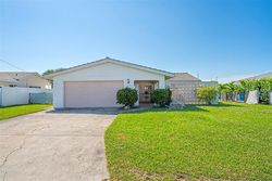 Pre-foreclosure in  BOWLINE BND New Port Richey, FL 34652