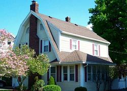 Pre-foreclosure in  LAURELTON RD Rochester, NY 14609