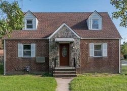 Pre-foreclosure in  LUTZ DR Valley Stream, NY 11580