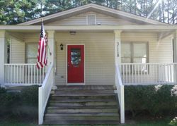 Pre-foreclosure in  WEDGEWOOD DR Fayetteville, NC 28301