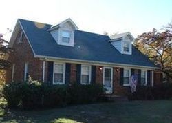 Pre-foreclosure in  HAPPY VALLEY RD Elizabethtown, NC 28337