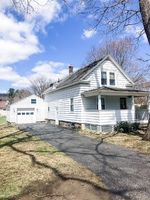 Pre-foreclosure Listing in OAK ST DALTON, MA 01226