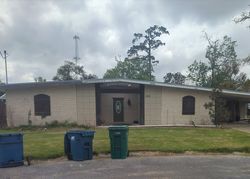 Pre-foreclosure in  ROBERTA CIR Sulphur, LA 70663