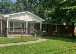 Pre-foreclosure in  SANTA FE TRL Louisville, KY 40258