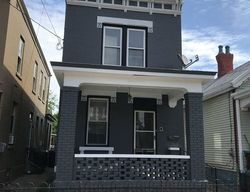 Pre-foreclosure in  COLUMBIA ST Newport, KY 41071