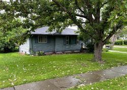 Pre-foreclosure in  W SALEM AVE Indianola, IA 50125