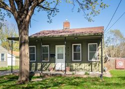 Pre-foreclosure in  3RD ST Des Moines, IA 50313