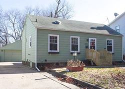 Pre-foreclosure in  37TH ST Des Moines, IA 50310