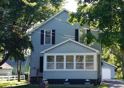 Pre-foreclosure in  7TH AVE NW Independence, IA 50644