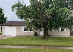 Pre-foreclosure in  ALAMOSA DR Kendallville, IN 46755