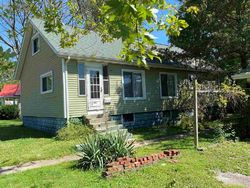 Pre-foreclosure Listing in S JACKSON ST OAKLAND CITY, IN 47660