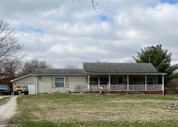 Pre-foreclosure Listing in PIKE ST DARLINGTON, IN 47940