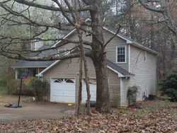 Pre-foreclosure in  MUIRWOOD DR Powder Springs, GA 30127