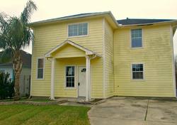 Pre-foreclosure in  37TH ST Dickinson, TX 77539