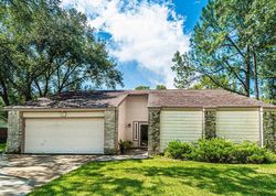 Pre-foreclosure in  COLONIAL DR Friendswood, TX 77546