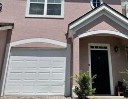 Pre-foreclosure in  WESTCHESTER SQUARE BLVD  Orlando, FL 32835