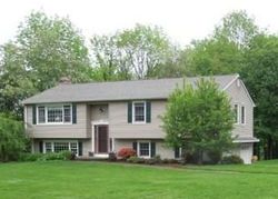 Pre-foreclosure Listing in VALLEY VIEW RD MONROE, CT 06468