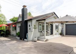 Pre-foreclosure in  FLORALITA AVE Sunland, CA 91040