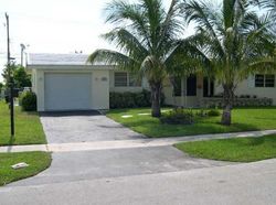 Pre-foreclosure in  SW 9TH TER Boca Raton, FL 33486