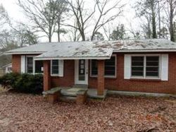 Pre-foreclosure in  SKYLINE DR Anniston, AL 36206